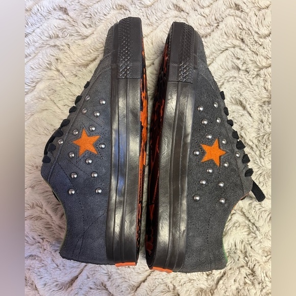 Converse X Come Tees One Star 
A Burning Start Men’s Size 9.5 
A01763C NWOT - Picture 5 of 10
